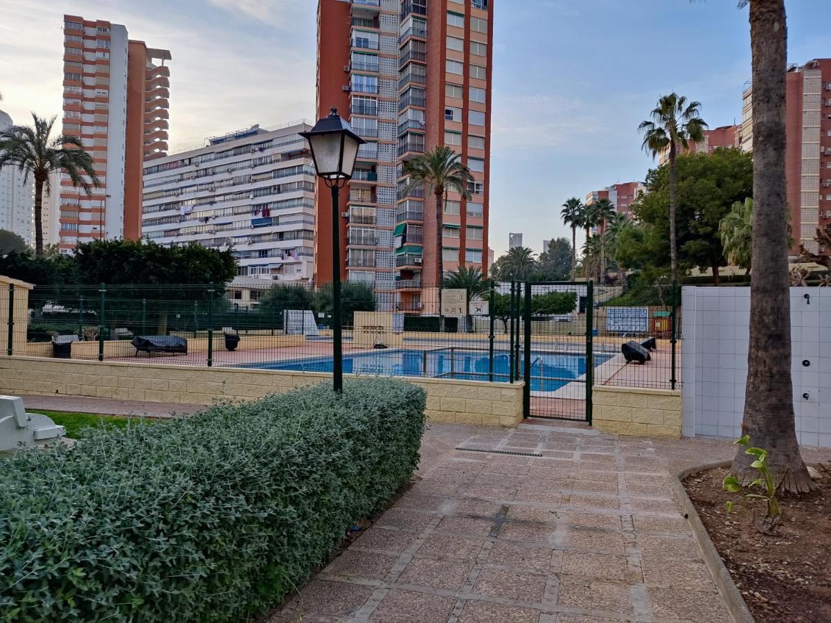 Piso Calleja Бенидорм Экстерьер фото
